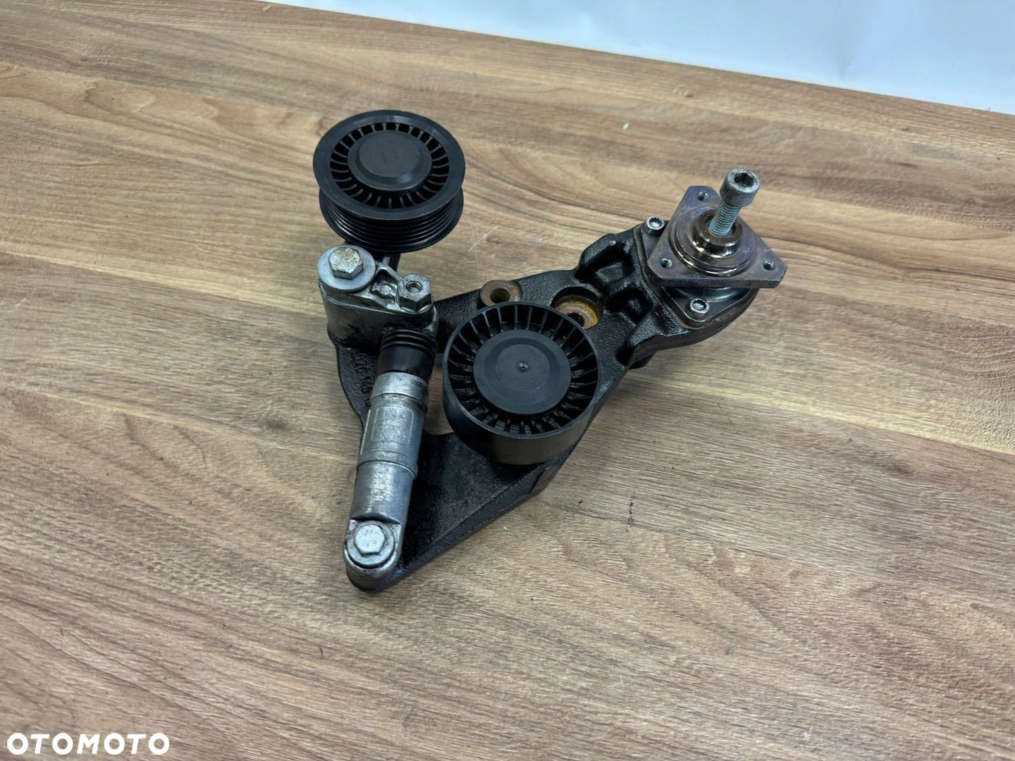 ŁAPA MOCOWANIE NAPINACZA PASKA VW CRAFTER 2.5 TDI 076145169A 076145283 - 3