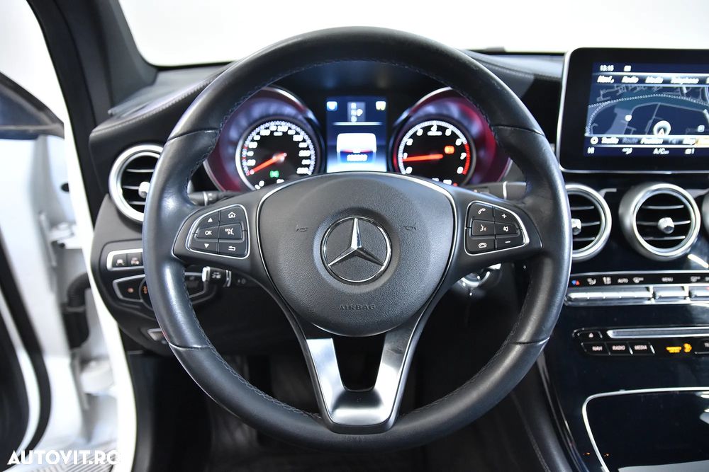 Mercedes-Benz GLC 250 4MATIC 9G-TRONIC - 17
