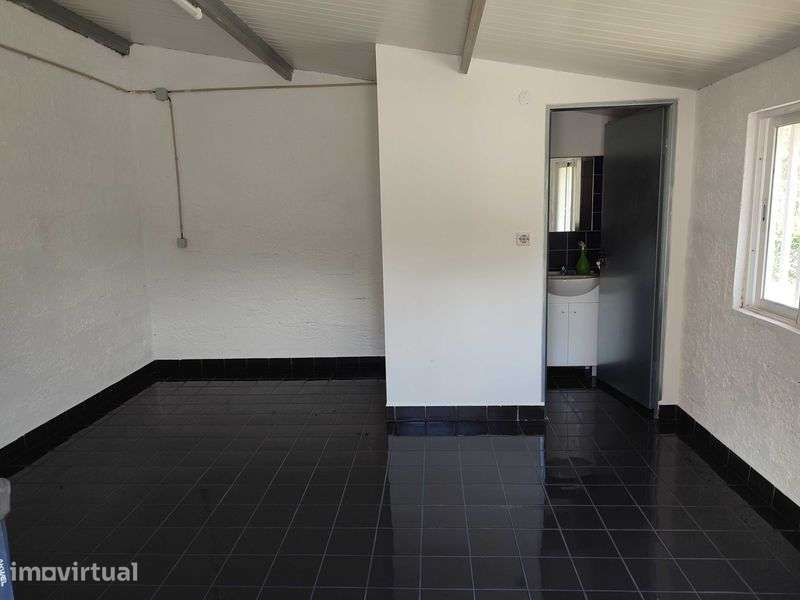 Armazém 200 mts2 para arrendamento - Grande imagem: 5/9