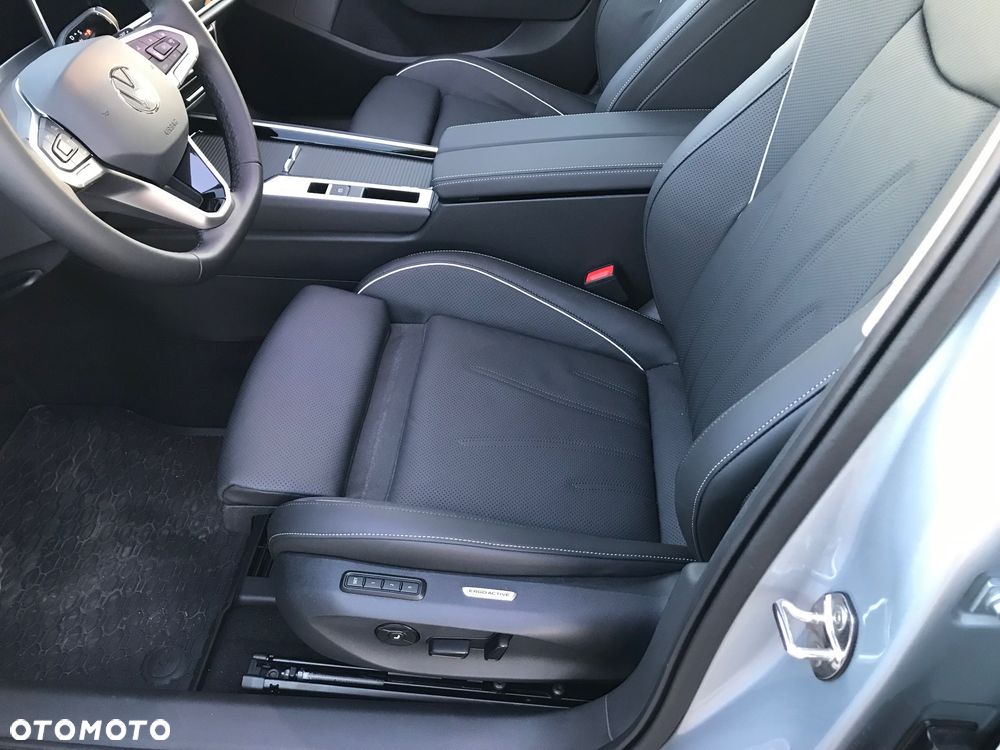 Volkswagen Passat - 20
