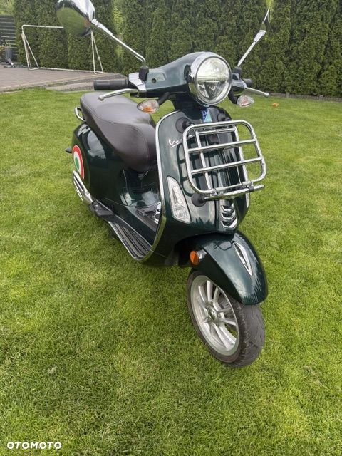 Piaggio Vespa - 16