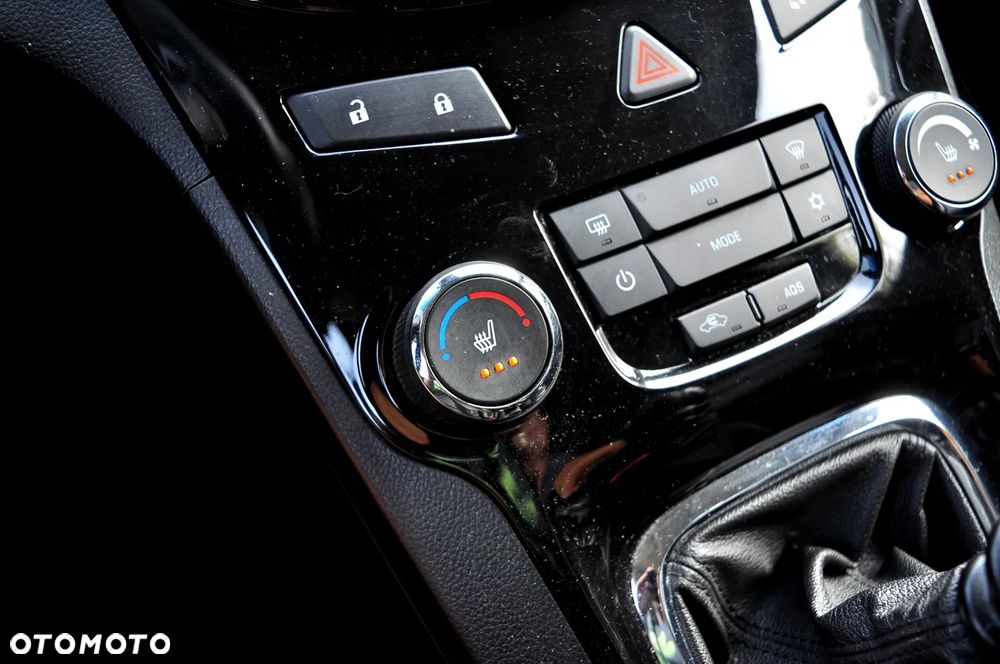 Chevrolet Orlando - 25