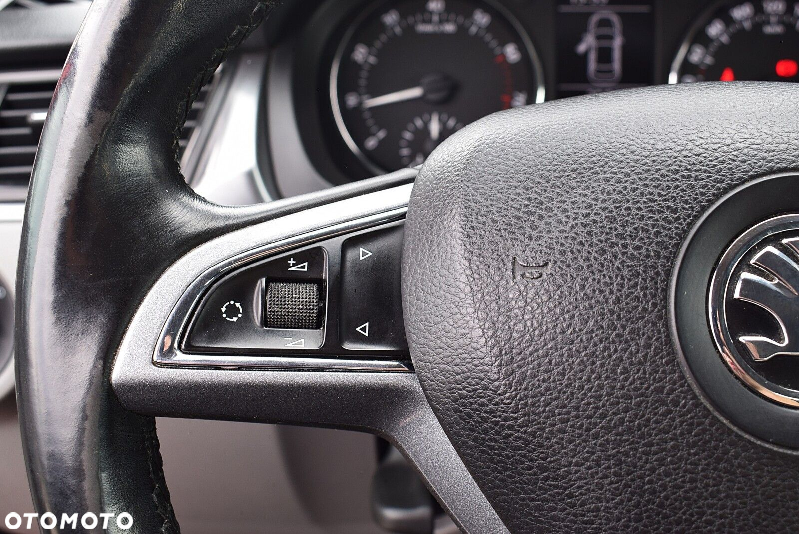 Skoda RAPID - 24