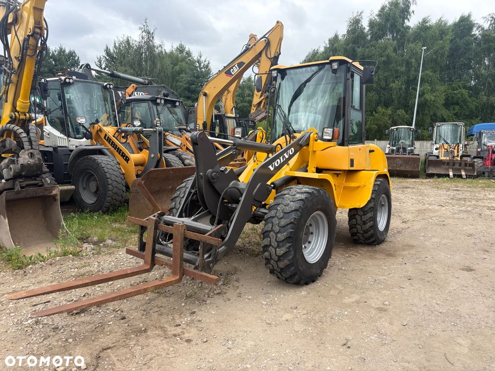 Volvo L30B Pro - 1