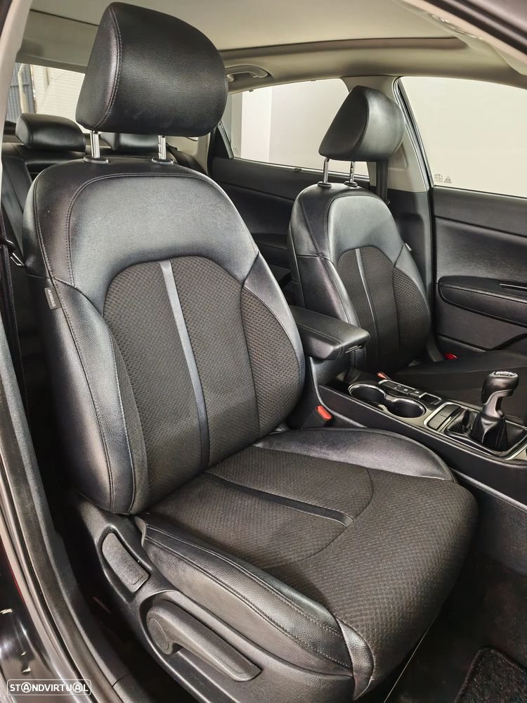 Kia Optima 1.7 CRDi TX - 26