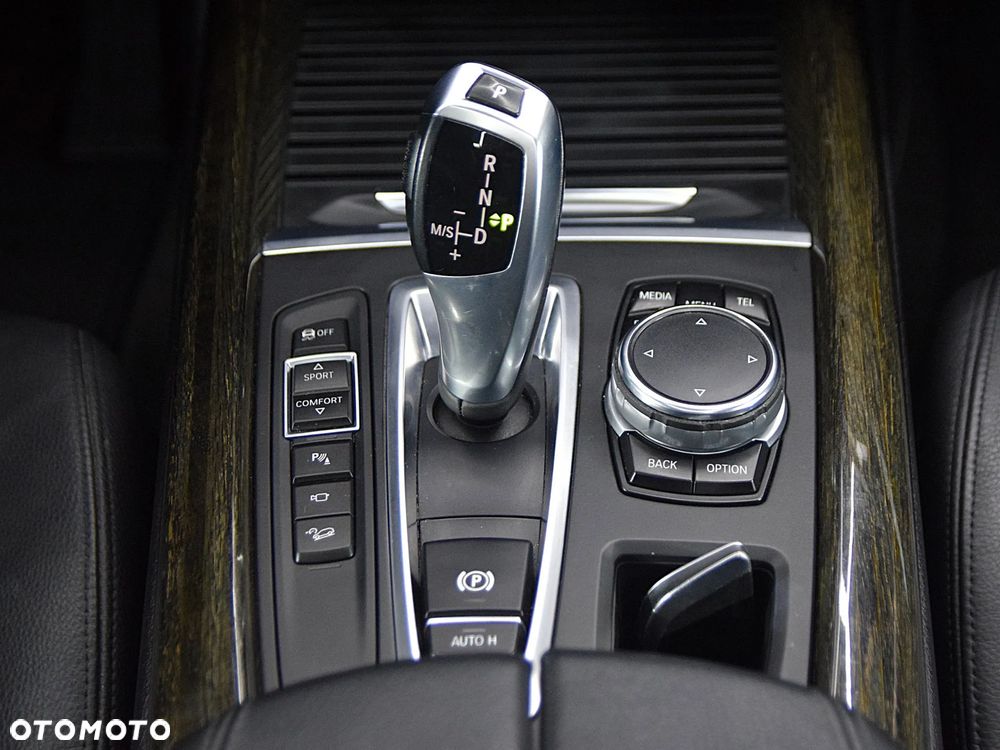 BMW X5 xDrive35i - 29