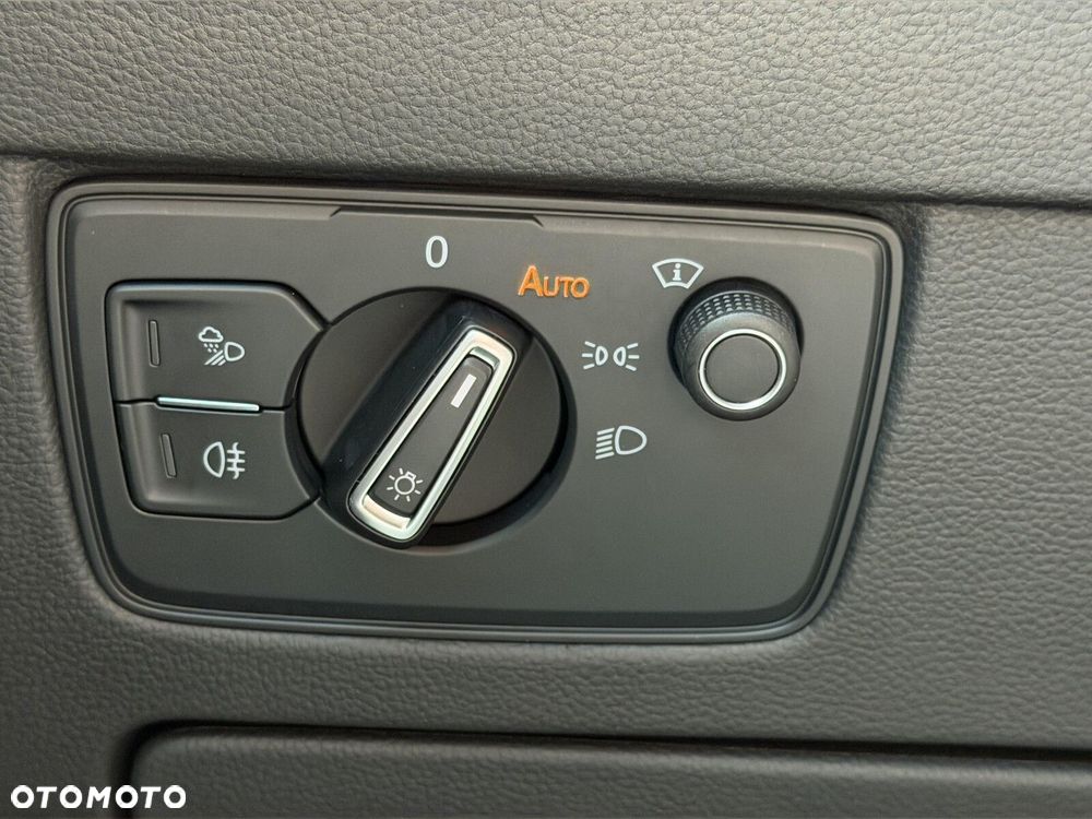 Volkswagen Arteon 2.0 TSI 4Motion R DSG - 27