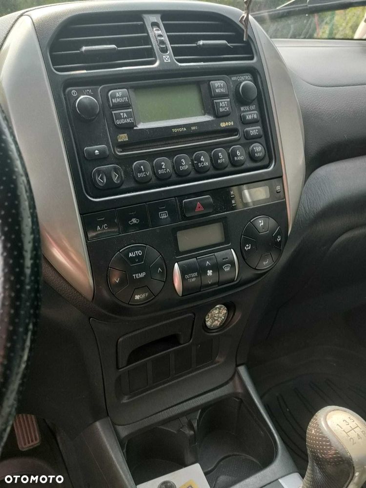Toyota RAV4 - 5