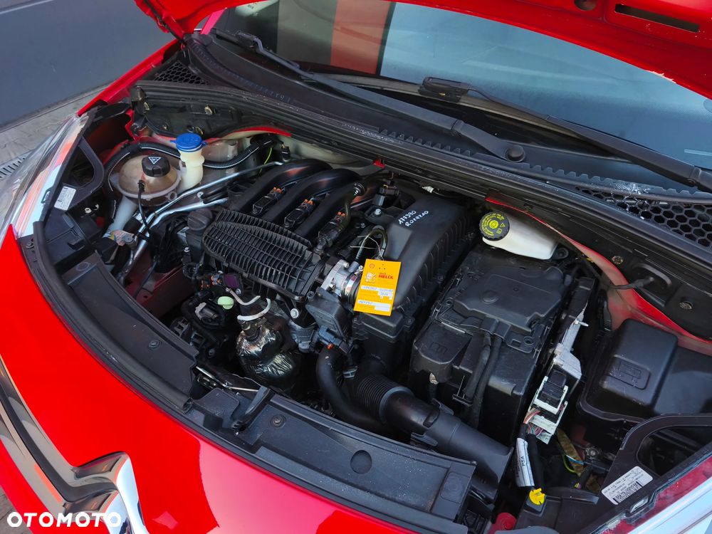 Citroën C3 1.2 PureTech Shine - 21