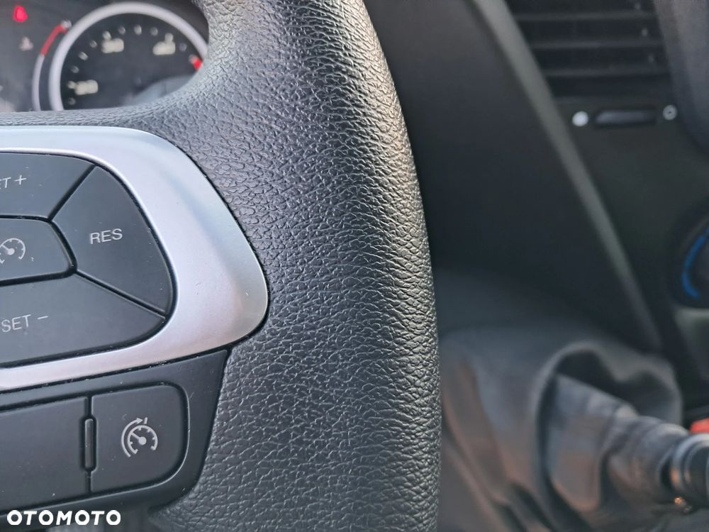 Iveco Daily 72C180 Kontener + Winda 1 Tona Salon Polska - 16