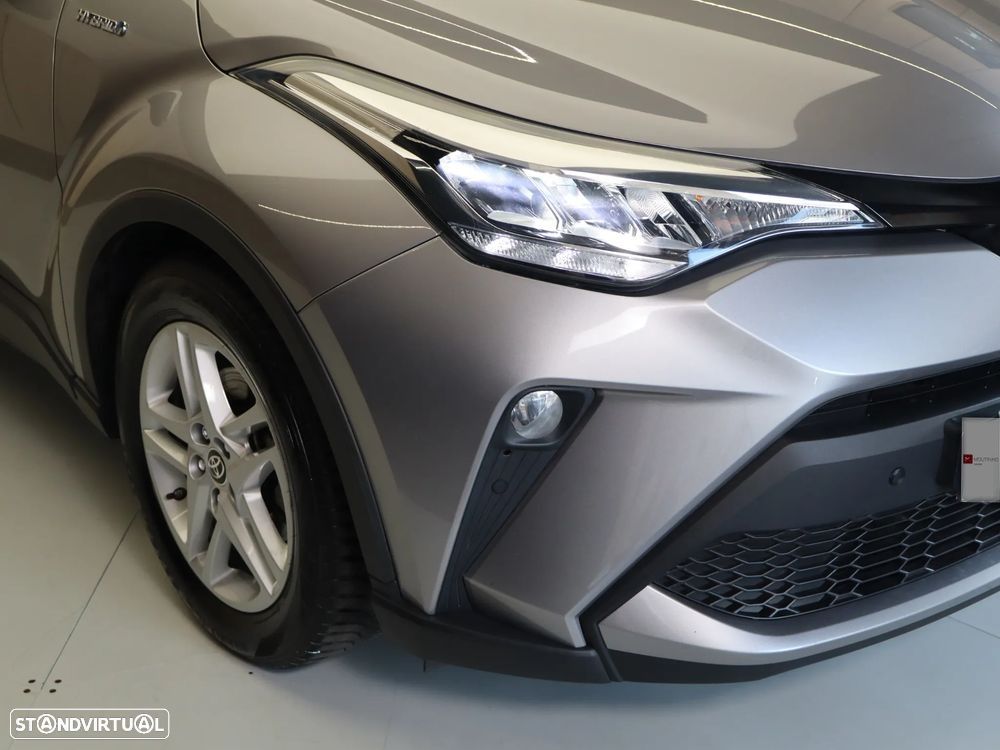 Toyota C-HR 1.8 HSD Comfort+P.Style — fotografia 9