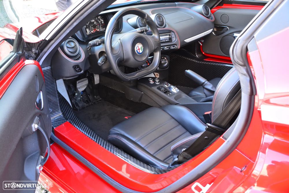 Alfa Romeo 4C Spider 1750 TBi - 29