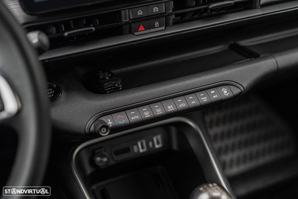 Jeep Avenger 1.2 GSE T3 Altitude - 34