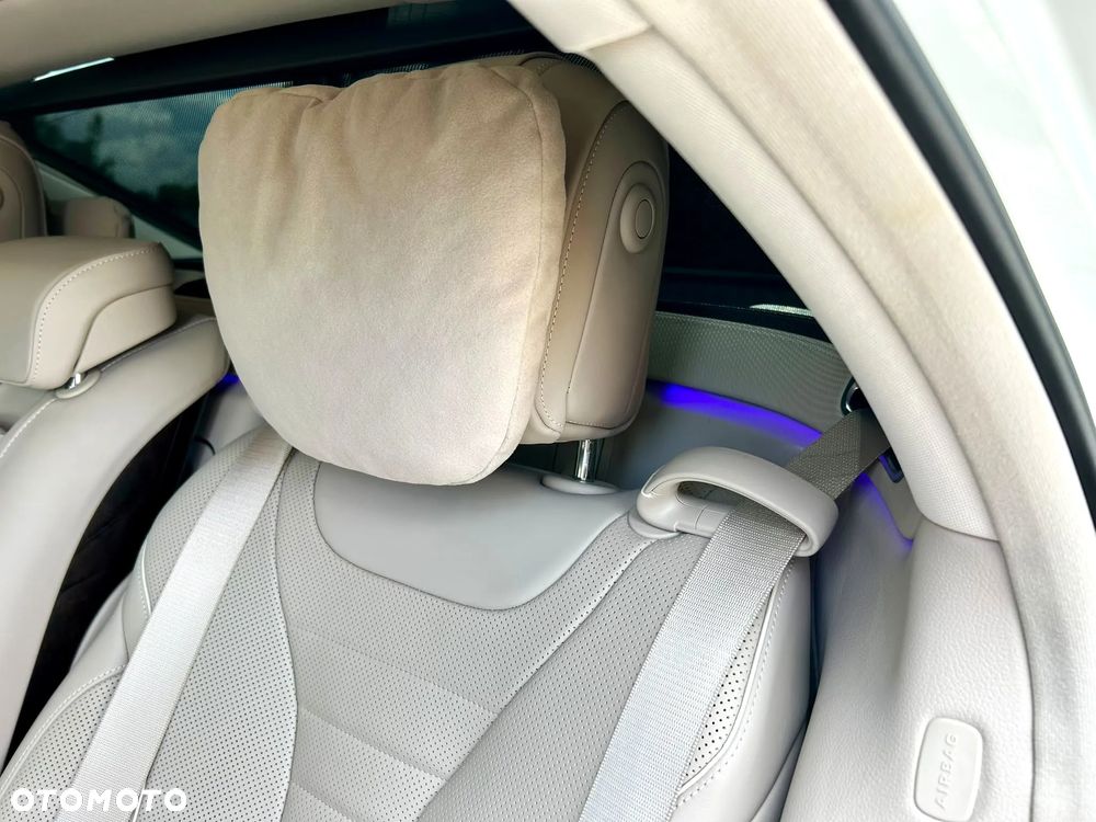 Mercedes-Benz Klasa S 560 4-Matic L 9G-TRONIC - 20
