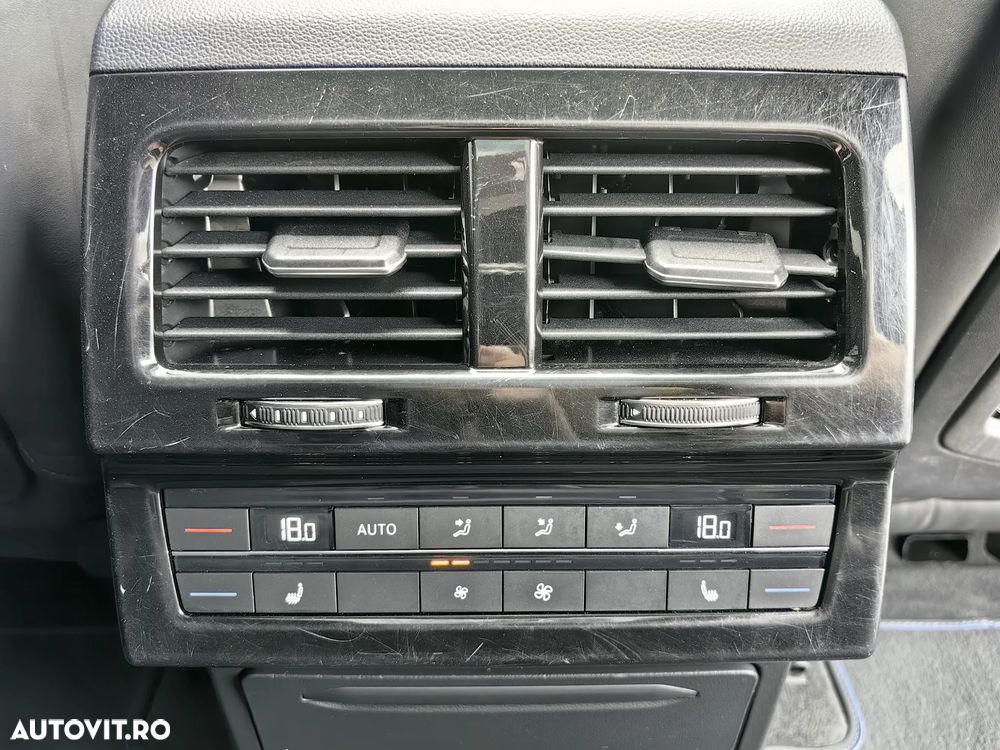 Volkswagen Touareg V6 TSI eHybrid PHEV R - 22