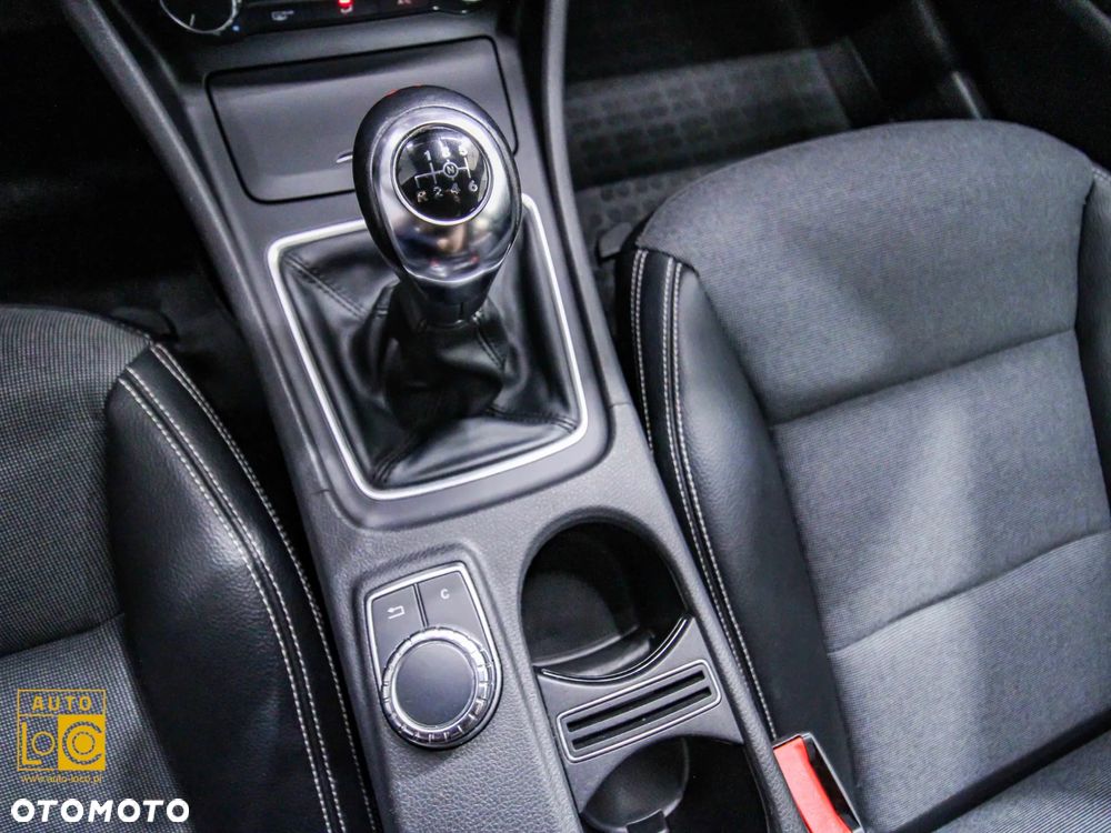 Mercedes-Benz Klasa A 180 CDI AMG Line - 23