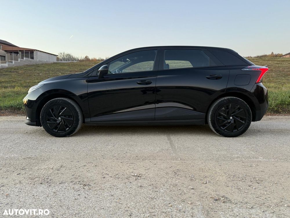 MG MG4 ver-ev-51-kwh-explore - 34