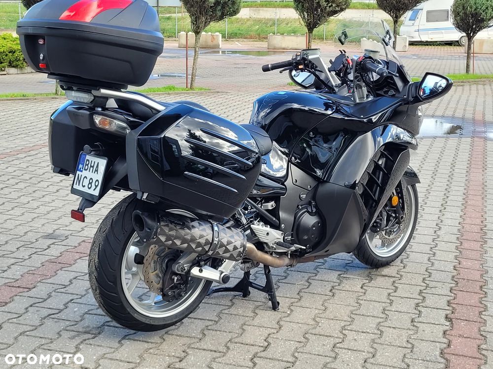 Kawasaki GTR - 35
