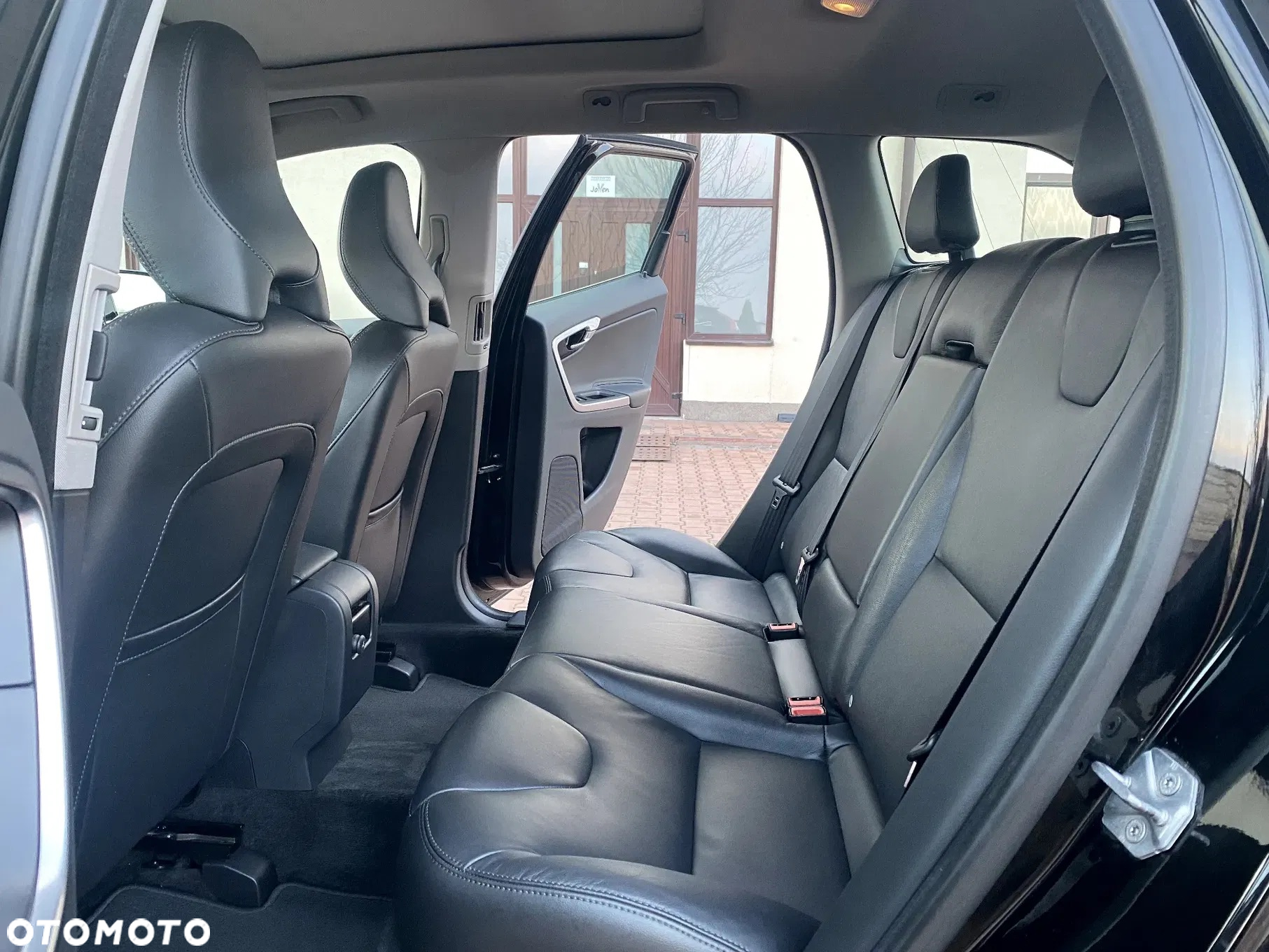 Volvo XC 60 D4 AWD Summum - 12