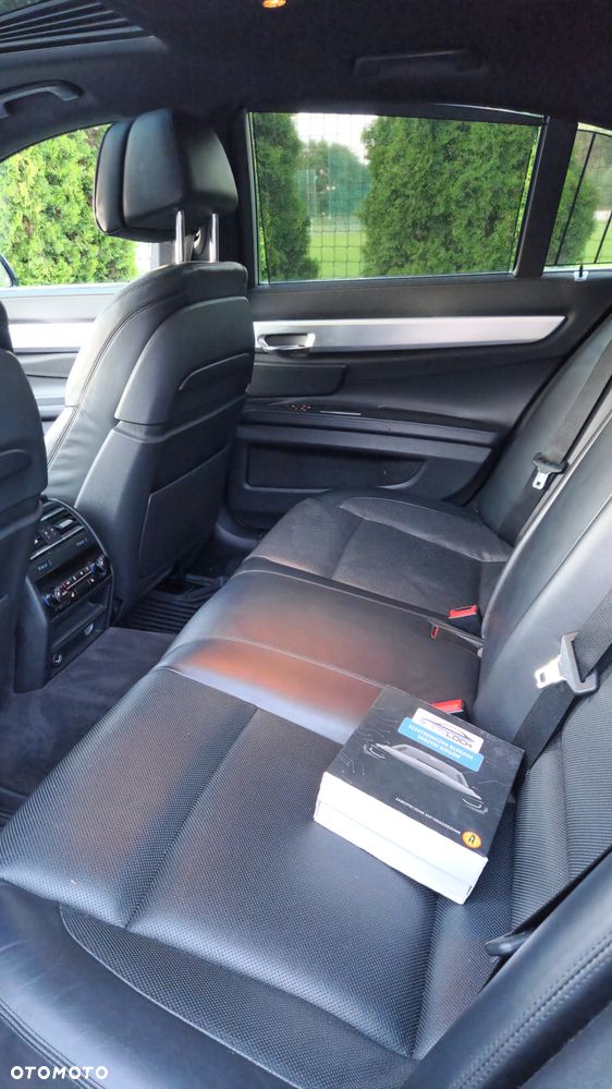 BMW Seria 7 740d xDrive - 12