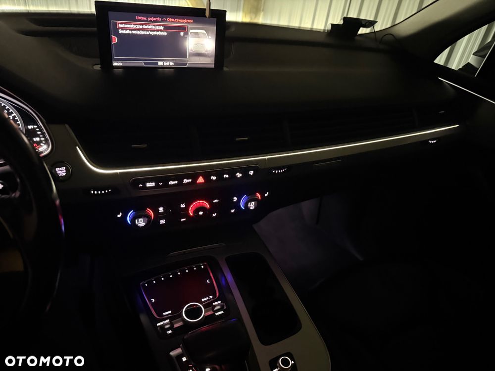 Audi Q7 - 27