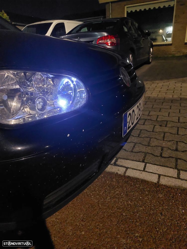 VW Golf 1.9 TDi Highline - 8