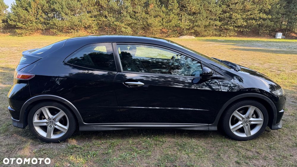 Honda Civic 1.8 LX Coupe - 13