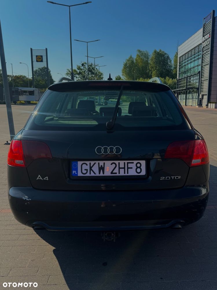 Audi A4 Avant - 10