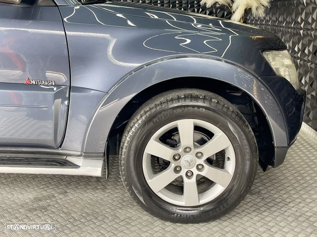 Mitsubishi Pajero 3.2 DI-D Instyle CA FPF - 42