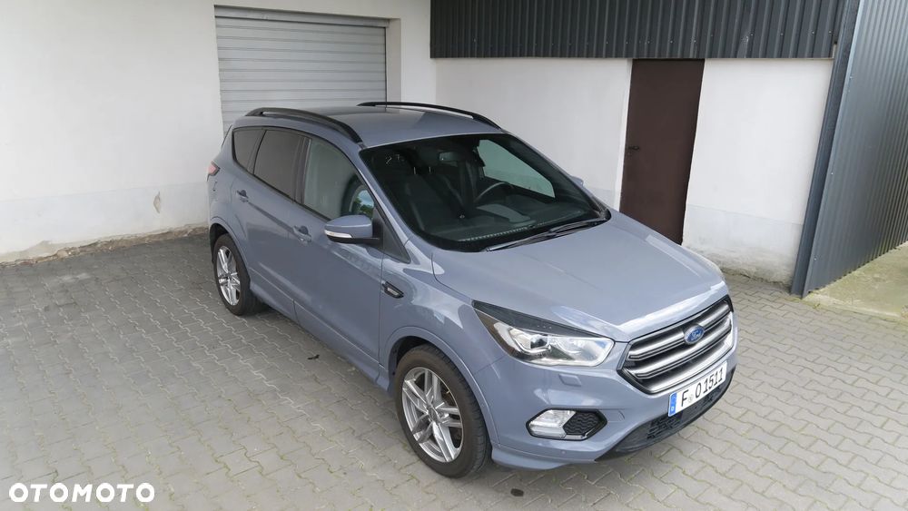 Ford Kuga - 4