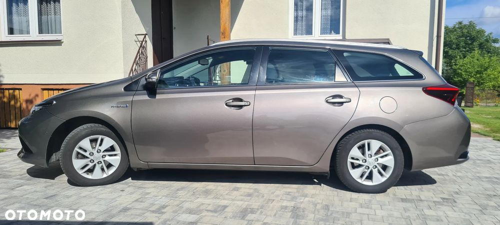 Toyota Auris 2018 photo 4