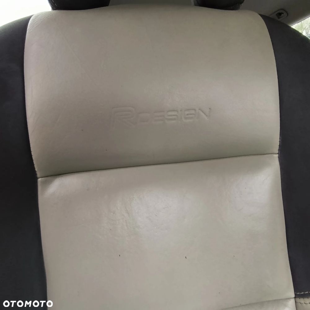 Volvo V50 2.0D R-Design Momentum - 15