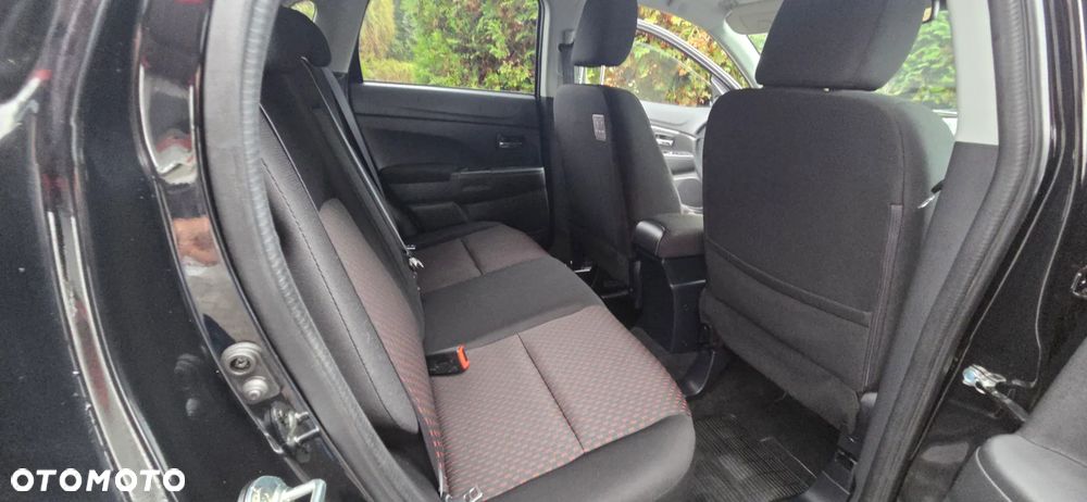 Mitsubishi ASX 2.2 DI-D 4WD Automatik Top - 33