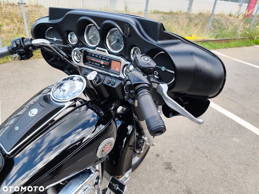 Harley-Davidson Touring Electra Glide - 28