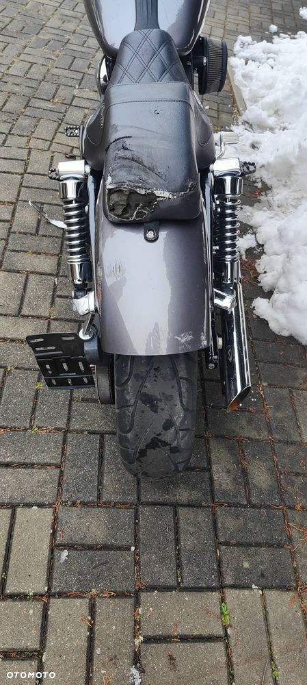 Harley-Davidson Dyna Street Bob - 9