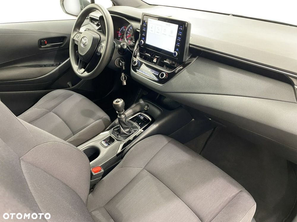 Toyota Corolla - 15