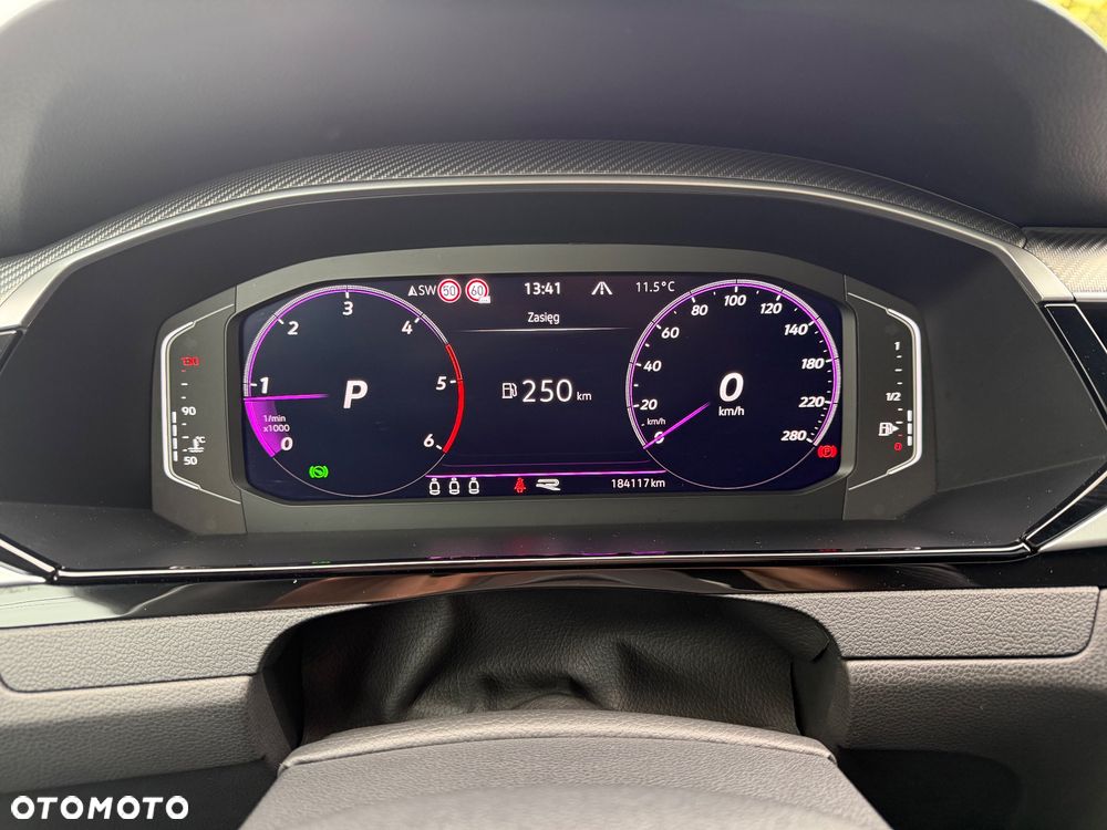 Volkswagen Arteon 2.0 TDI R-Line DSG - 33