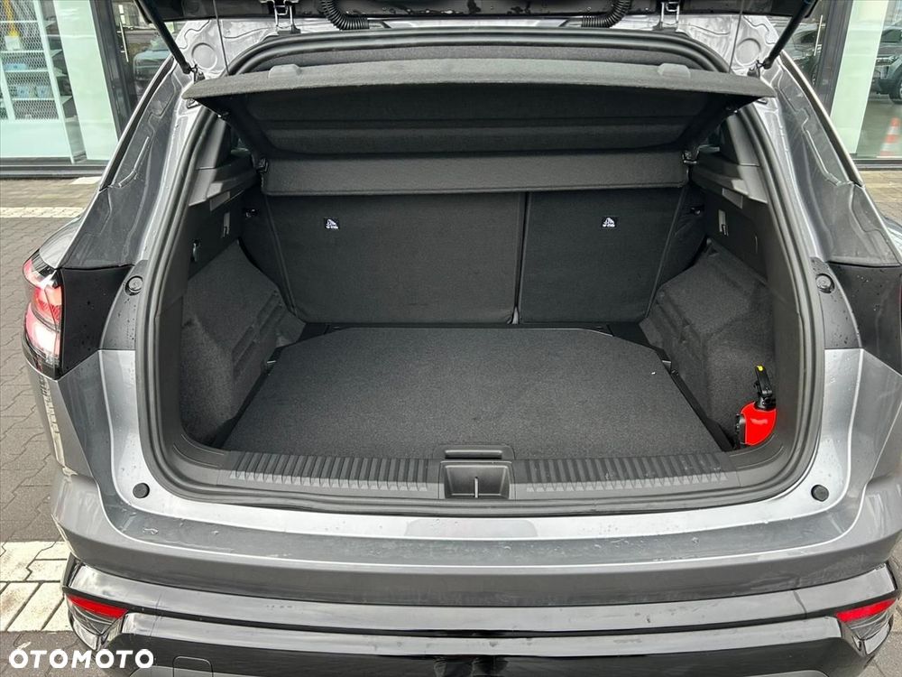 Renault Austral 1.3 TCe mHEV Evolution - 14