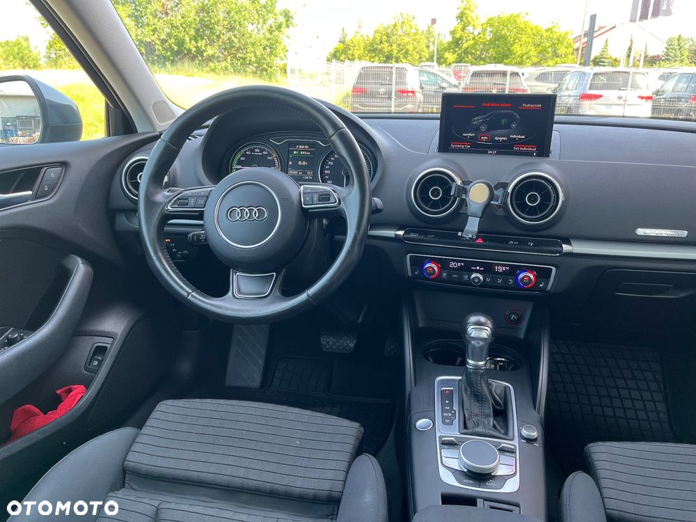 Audi A3 Sportback 1.4 TFSI e-tron Ambition - 17