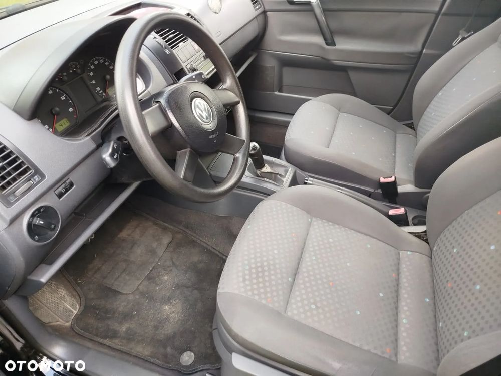 Volkswagen Polo - 7