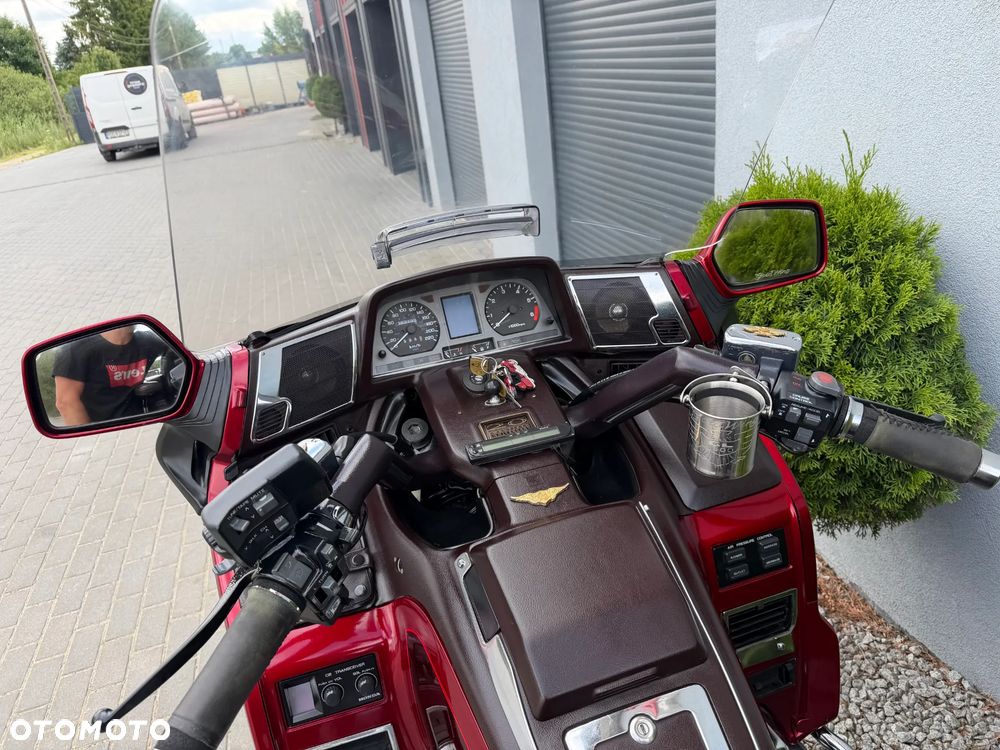 Honda GL - 32
