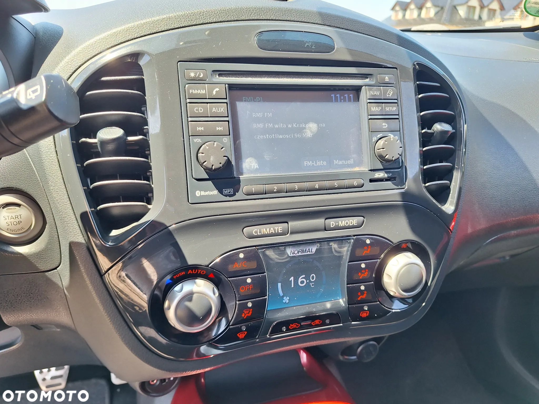 Nissan Juke 1.6 DIG-T Tekna EU6 - 14