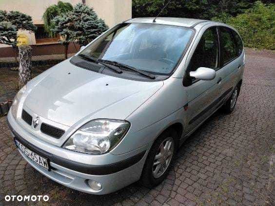 Renault Scenic - 1