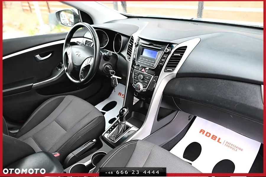 Hyundai i30 blue Kombi 1.6 CRDi DCT Passion - 15