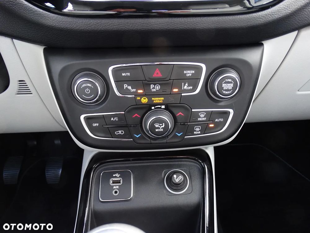 Jeep Compass 1.4 MultiAir Limited - 20