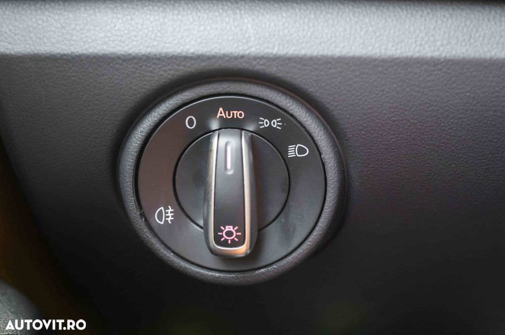 Volkswagen up! - 27