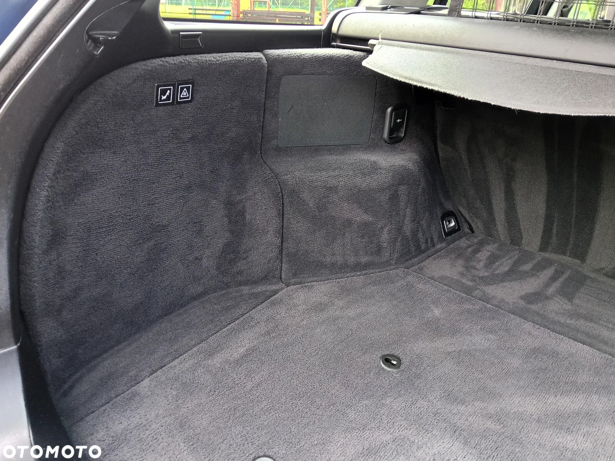 BMW Seria 3 318i Edition Sport - 37