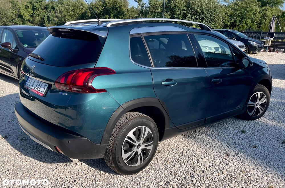Peugeot 2008 PureTech 130 GPF Stop&Start Allure - 17
