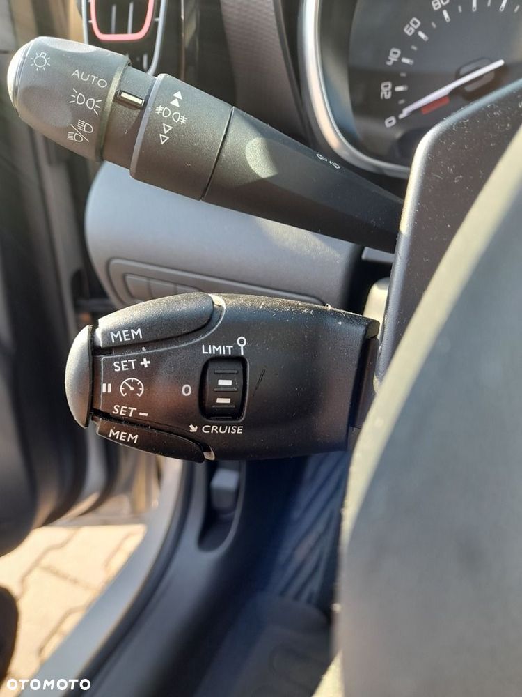 Citroën C3 Aircross 1.2 PureTech Origins S&S - 16
