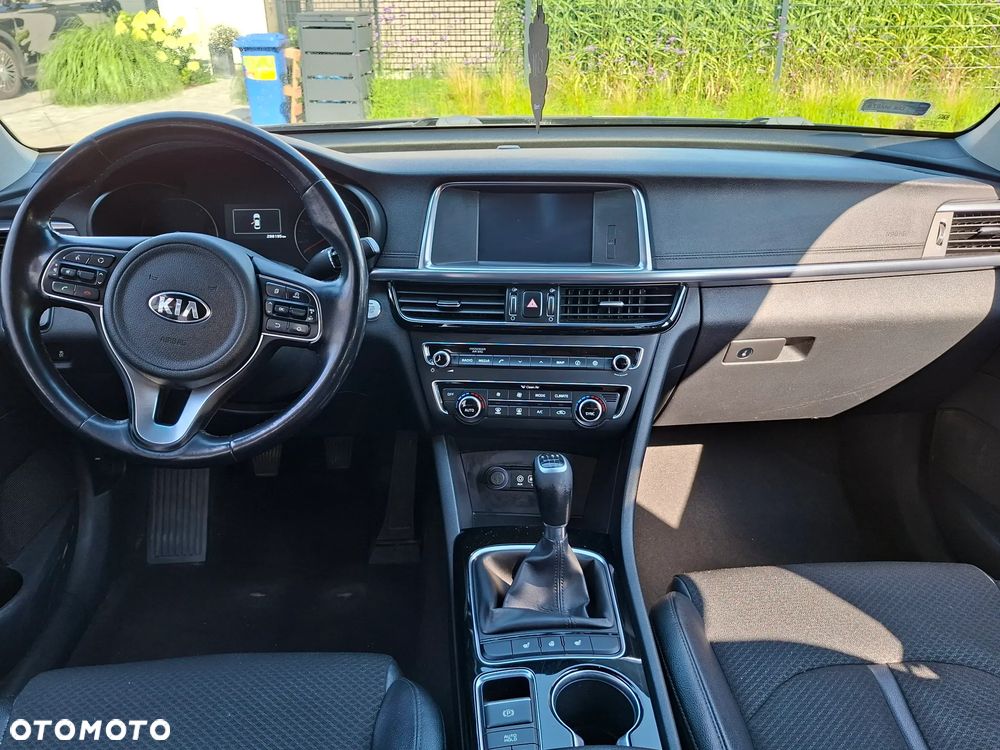 Kia Optima 1.7 CRDI L - 13